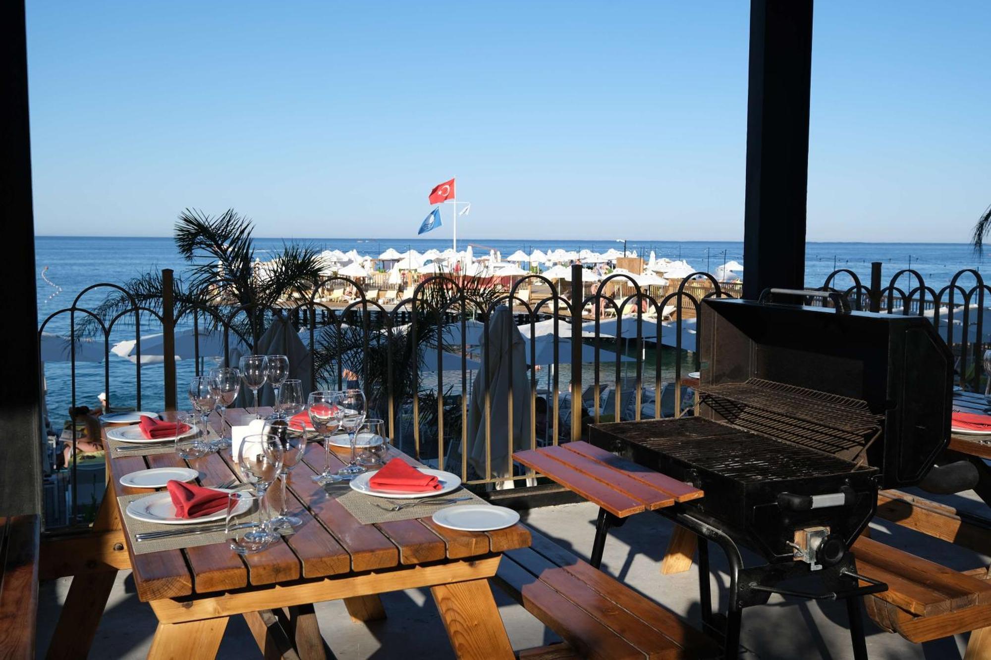 Doubletree By Hilton Antalya-Kemer All-Inclusive Resort Extérieur photo